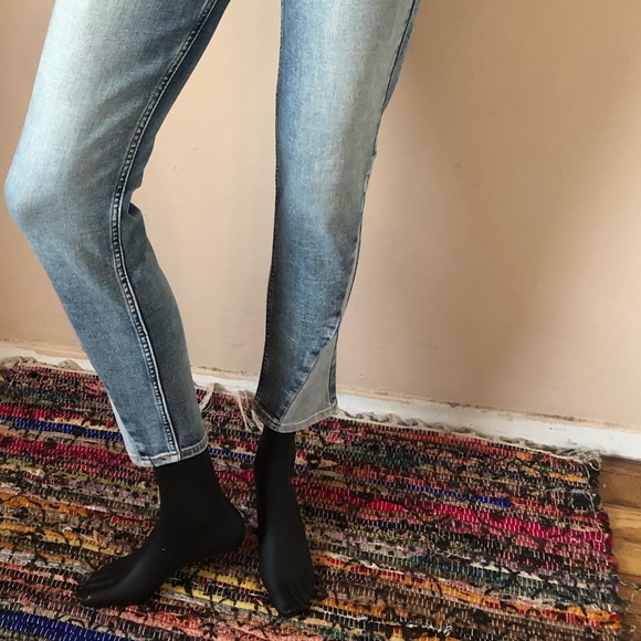 Calvin Klein High Rise Jeans - Picture 3 of 3